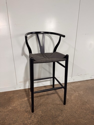 Display black wishbone - display,